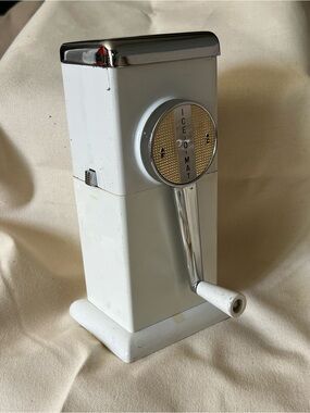 RARE COMPLETE Vintage 1950’s Ice-O-Mat Ice Crusher w/Wall Bracket - MCM